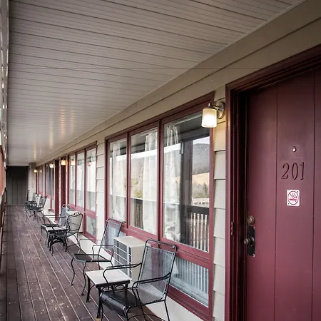 Cliff Dwellers Inn-2