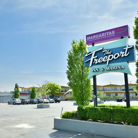 The Freeport Inn And Marina-2