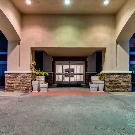 Holiday Inn Express Hotel & Suites Lake Elsinore By Ihg-2
