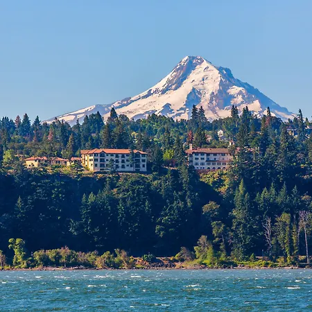 Columbia Cliff Villas-2