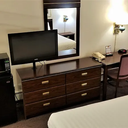 Motel 8 Laramie-3