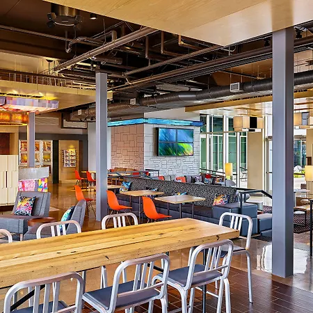Aloft By Marriott Denver Airport At Gateway Park-2