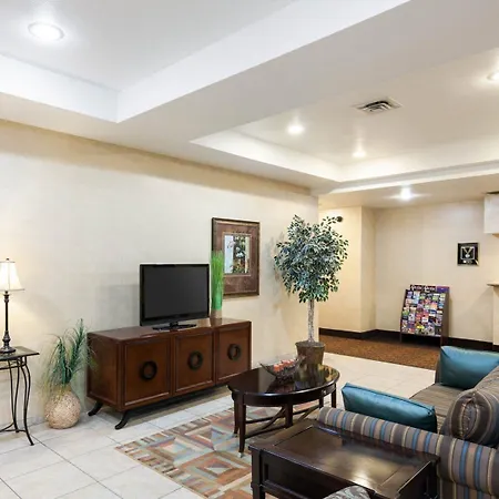 Comfort Inn & Suites Regional Medical Center-2