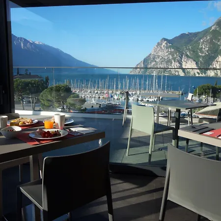 Hotel Riviera-3