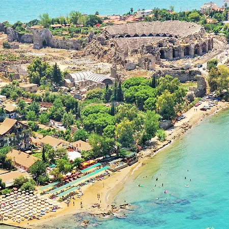 Leda Beach Hotel-3