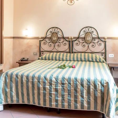Hotel Monica-2