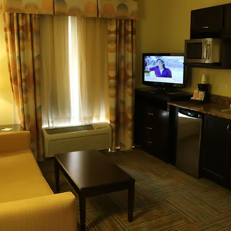 Holiday Inn Express Hotel & Suites Perry By Ihg-2