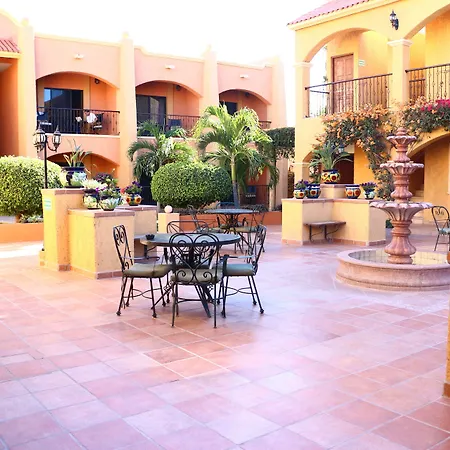 Hacienda Suites Loreto-2