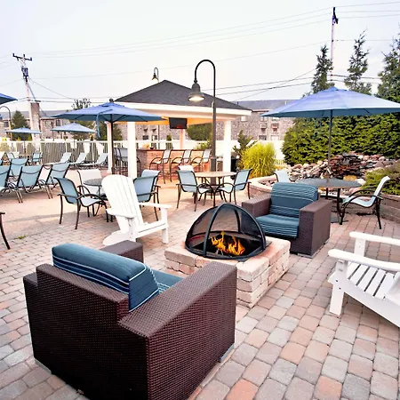 Hampton Inn & Suites - Cape Cod / West Yarmouth-2