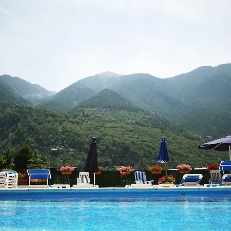 Hotel Pyrenees-2