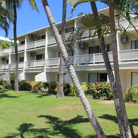 Beachfront Terraces With Onsite Reception & Check In-3