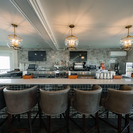 Pelham House Resort-3