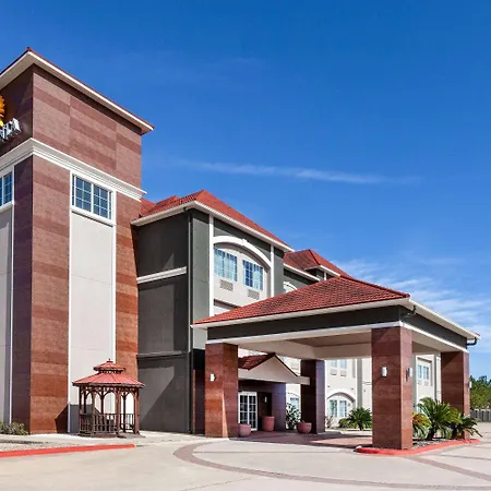 La Quinta By Wyndham Lumberton-3