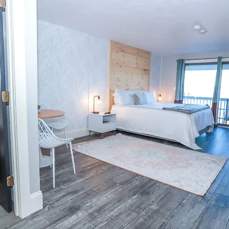 Gunstock Inn & Suites-3