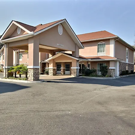 Magnolia Inn And Suites Pooler-3