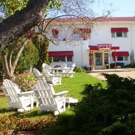 Holiday Music Motel-2