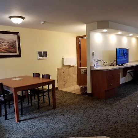 Black Hawk Motel & Suites-3