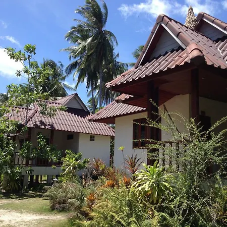 Malibu Beach Bungalows-3
