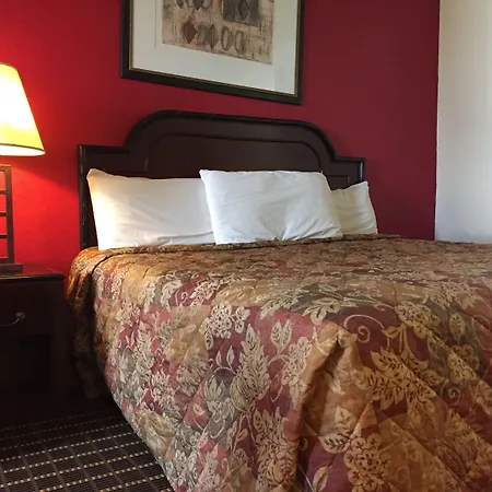 Parkway Inn-3