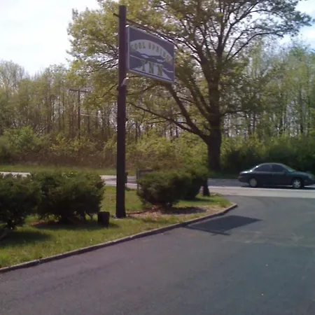 Cool Springs Inn-3