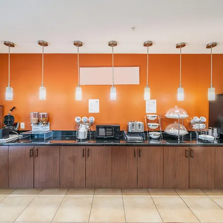 Restwell Inn & Suites I-45 North-3