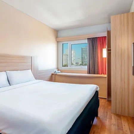 Nobile Inn Santiago-2