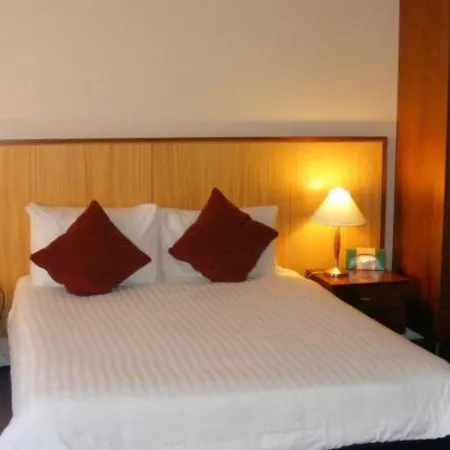 Ocean Beach Hotel-3