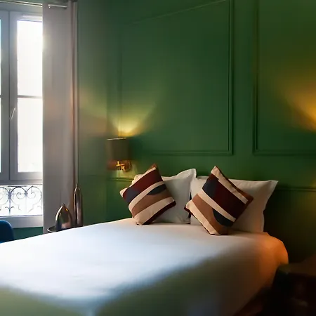 Hôtel Petit Saint-Honoré-2