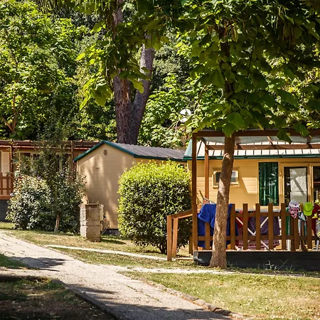 Hu I Pini Village-2