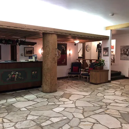 Hotel Gasthof Gramshammer-3