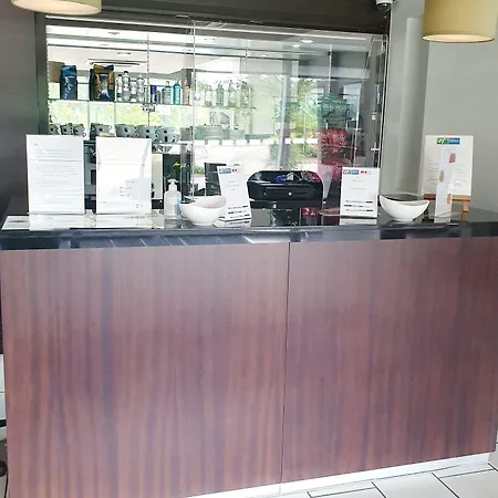 The Duxford Hotel Cambridge South M11 Jct 10-2