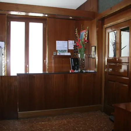 Hostal Aguilar-3