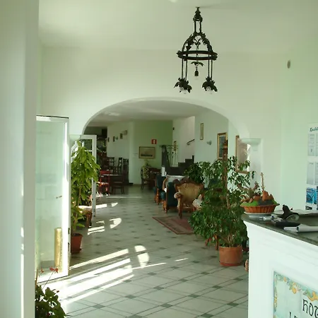 Hotel La Ginestra-3