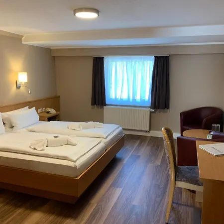 Hotel Am Berg Oybin Garni-2
