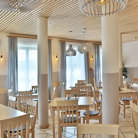 Jufa Hotel Poellau-3