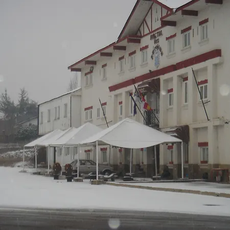 Hotel Los Perales-3
