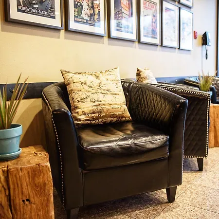 Georgetown Inn Seattle-3