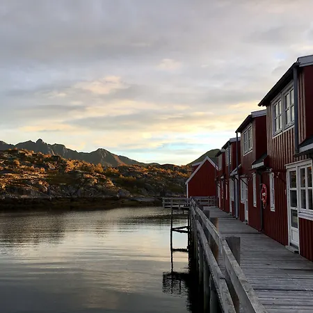 Nyvagar Rorbuhotell - By Classic Norway Hotels-3