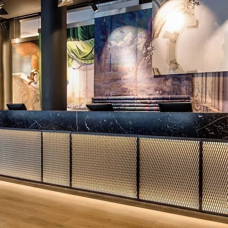 Motel One Stuttgart-Mitte-3