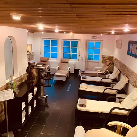 Schlosshotel Landstuhl-3