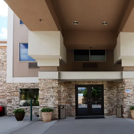 Wood River Inn & Suite-2