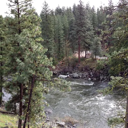 Alpine Rivers Inn-2