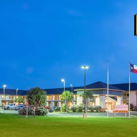 Super 8 By Wyndham Dilley Tx-3