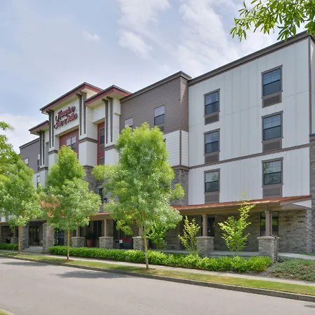 Hampton Inn & Suites Dupont-2
