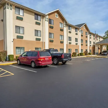Quality Inn-Sawyer-2