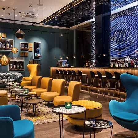Motel One Köln-Waidmarkt-2