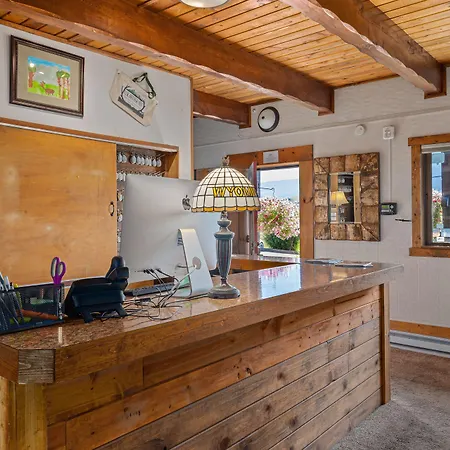 Elk Refuge Inn-3