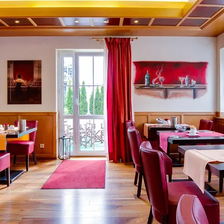Central Hotel Friedrichshafen-2