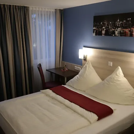 Motel 44-3