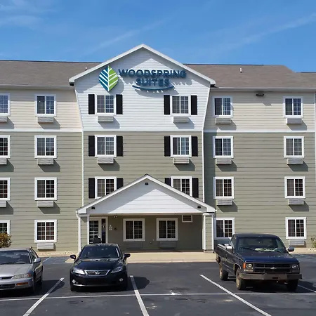 Baymont By Wyndham Dickinson-2